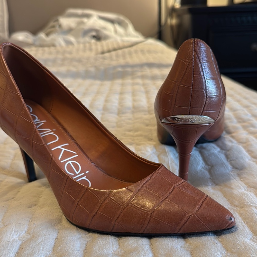 Calvin Klein Brown Heeled Shoes with Sleek Design